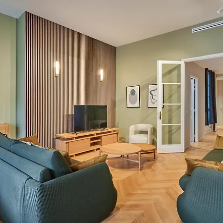 Elegant 2-bedroom - Trocadero