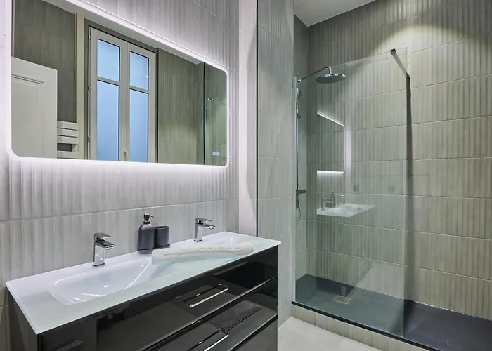 Апартаменты Elegant 2-bedroom - Trocadero Париж