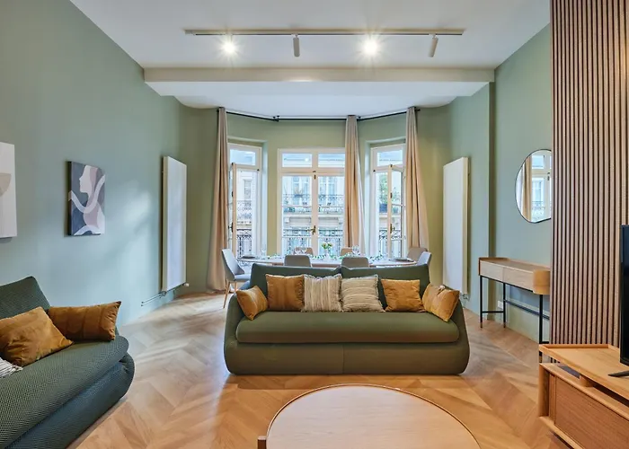 Elegant 2-bedroom - Trocadero