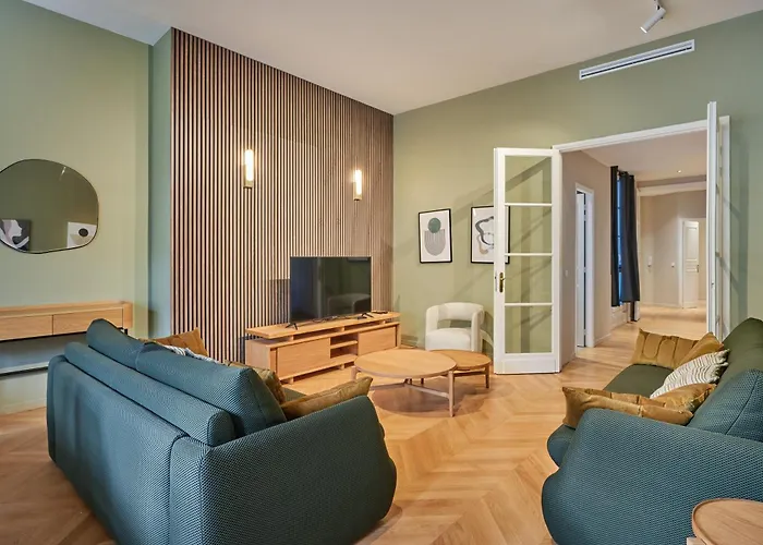 Elegant 2-bedroom - Trocadero